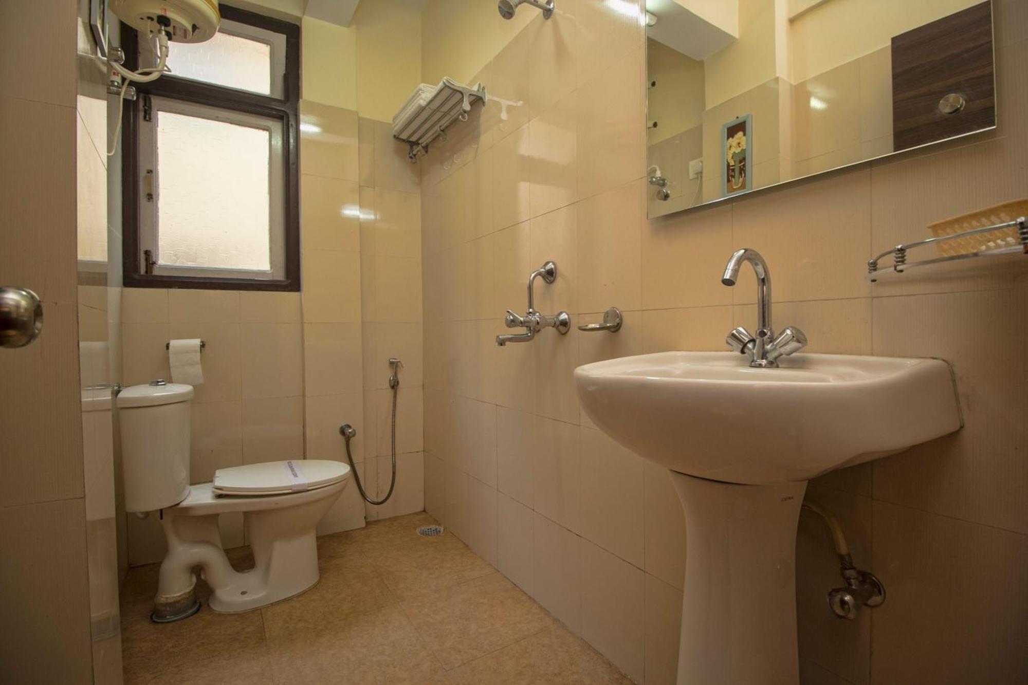 Super Hotel O Kshounish Residency Malda Ngoại thất bức ảnh